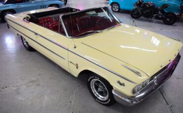 Ford-Galaxie-1963-Convertible-1