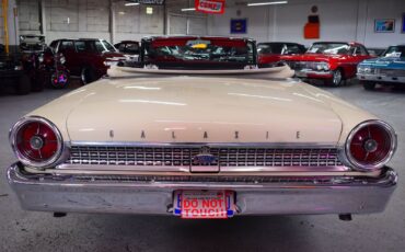 Ford-Galaxie-1963-Convertible-13