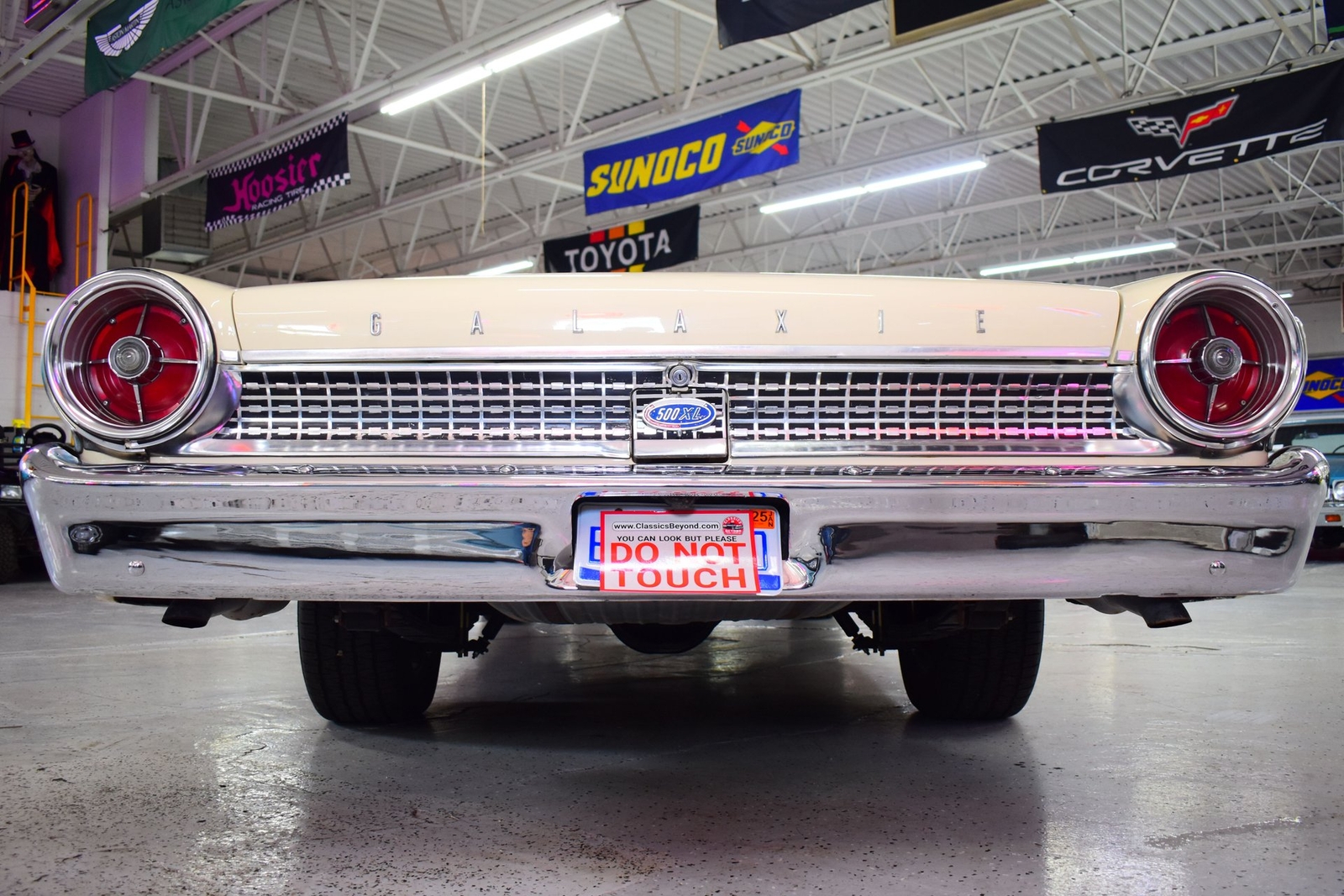 Ford-Galaxie-1963-Convertible-15