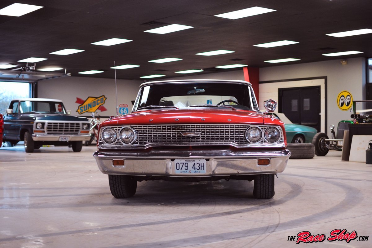 Ford-Galaxie-1963-Convertible-5
