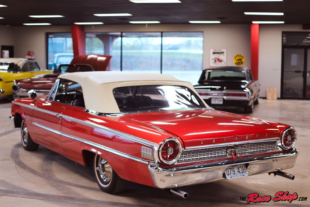 Ford-Galaxie-1963-Convertible-7