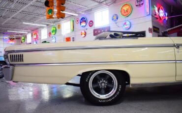 Ford-Galaxie-1963-Convertible-7