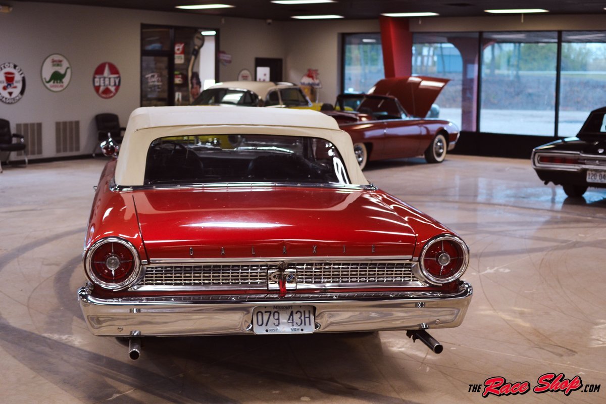 Ford-Galaxie-1963-Convertible-8