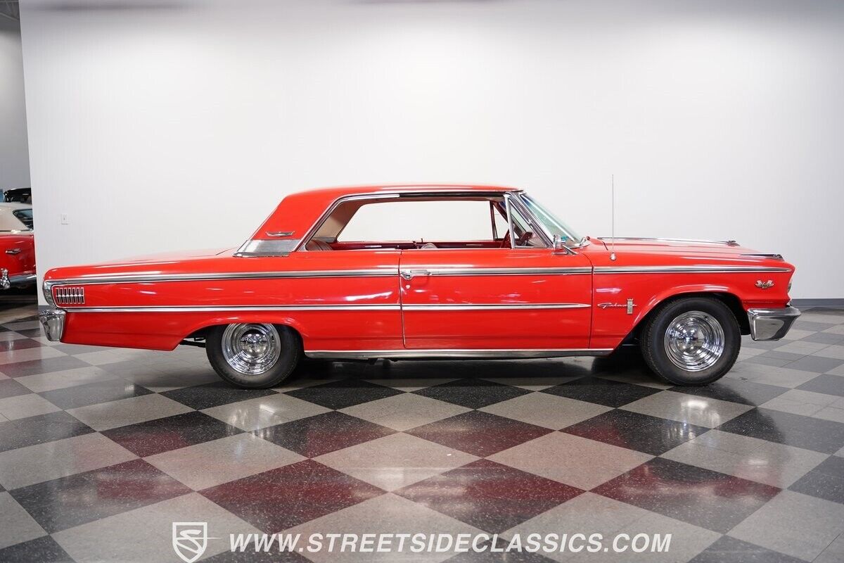 Ford-Galaxie-1963-Coupe-15