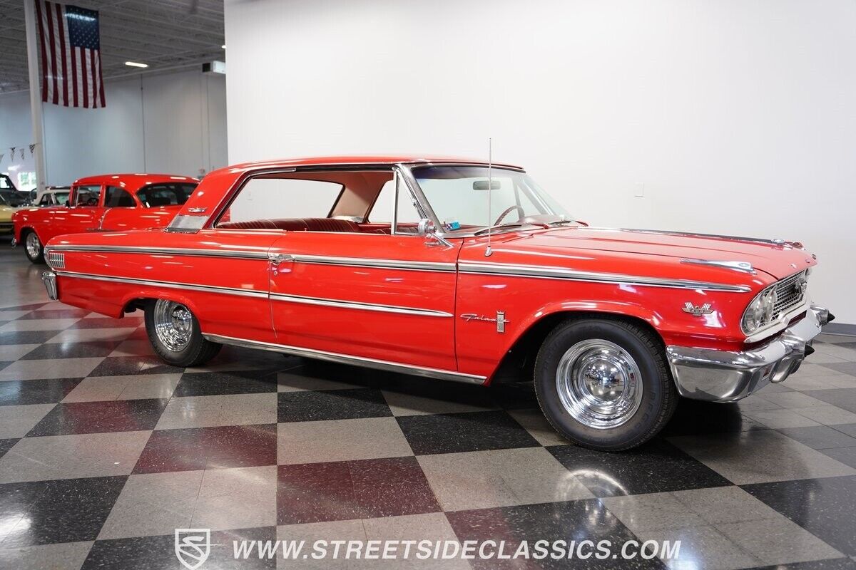 Ford-Galaxie-1963-Coupe-16