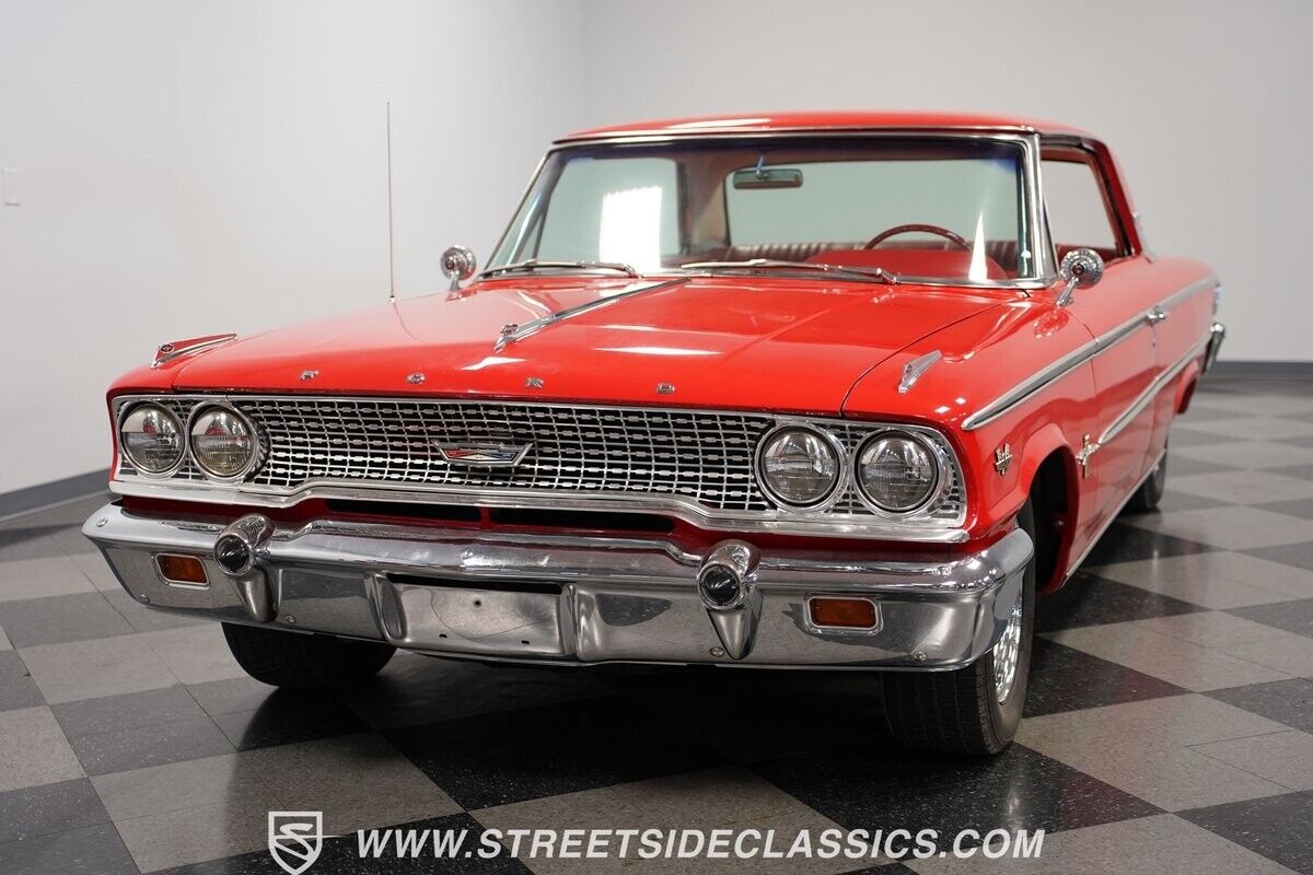 Ford-Galaxie-1963-Coupe-22
