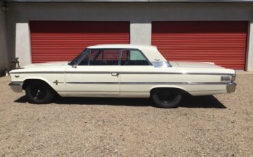 Ford-Galaxie-1963-Coupe-37