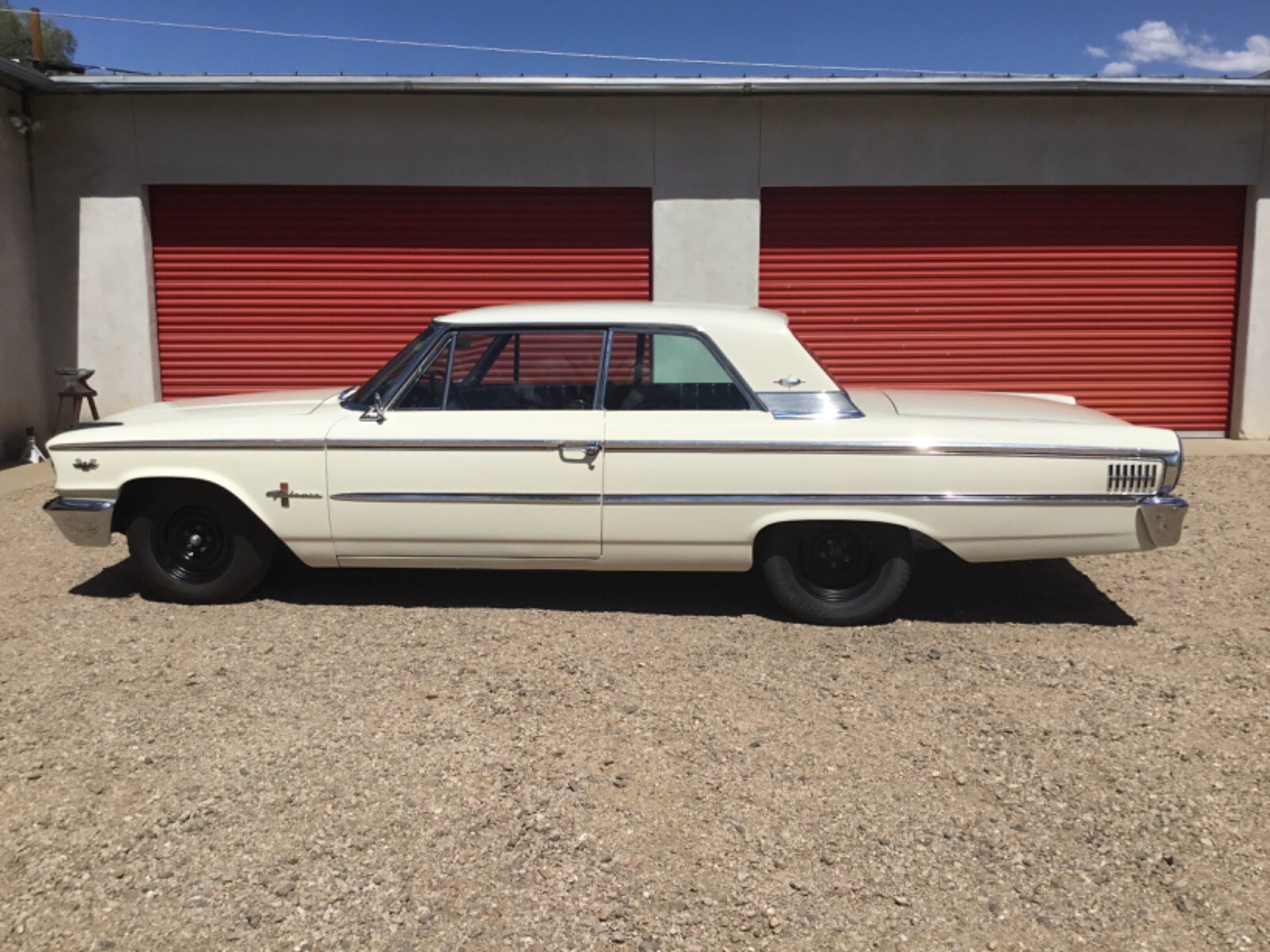 Ford-Galaxie-1963-Coupe-37