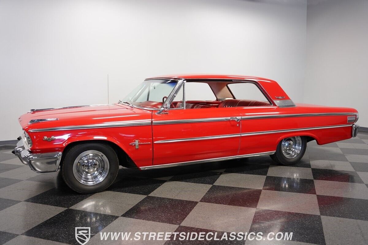 Ford-Galaxie-1963-Coupe-6