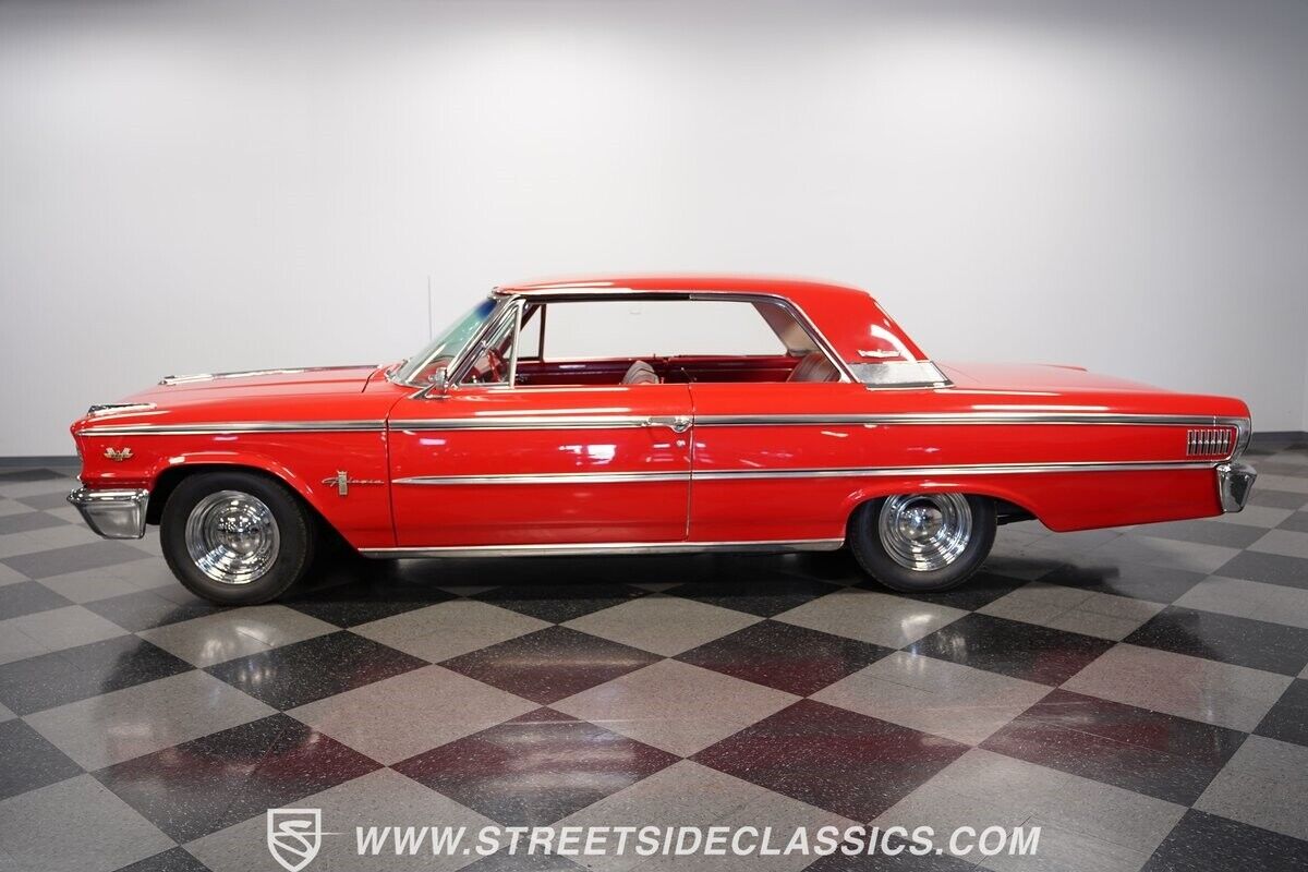 Ford-Galaxie-1963-Coupe-7