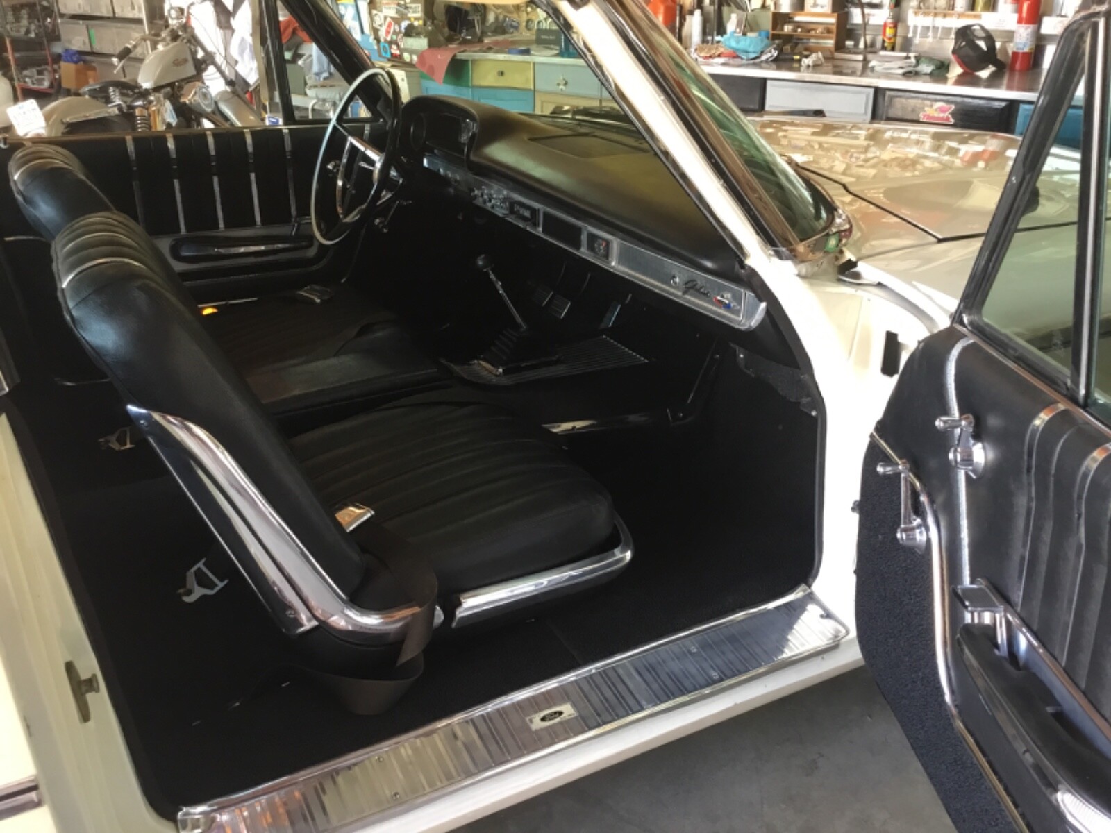 Ford-Galaxie-1963-Coupe-8
