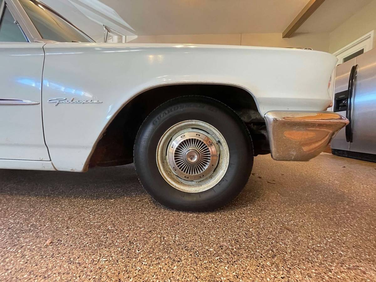 Ford-Galaxie-1963-blue-5