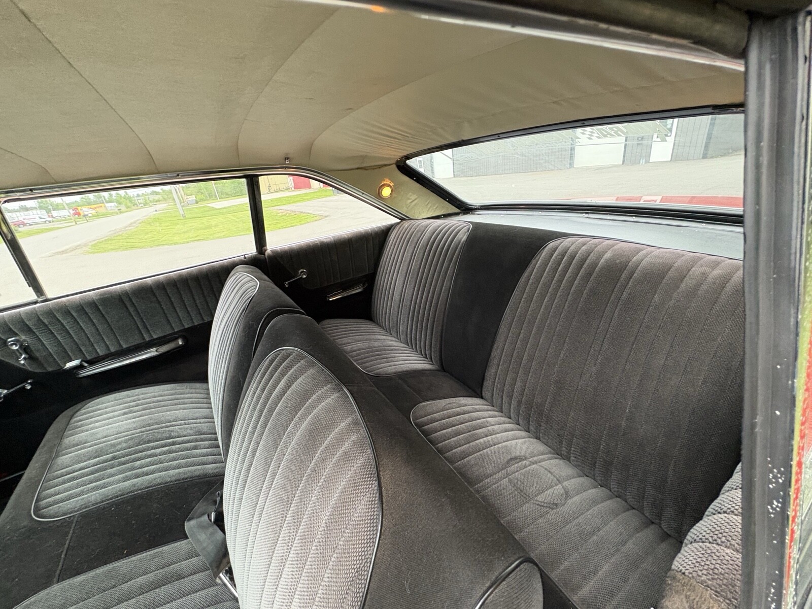 Ford-Galaxie-1964-17
