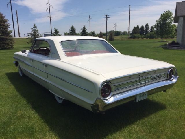 Ford-Galaxie-1964-FOUR-DOOR-HARDTOP-WITHOUT-PILLARS-2