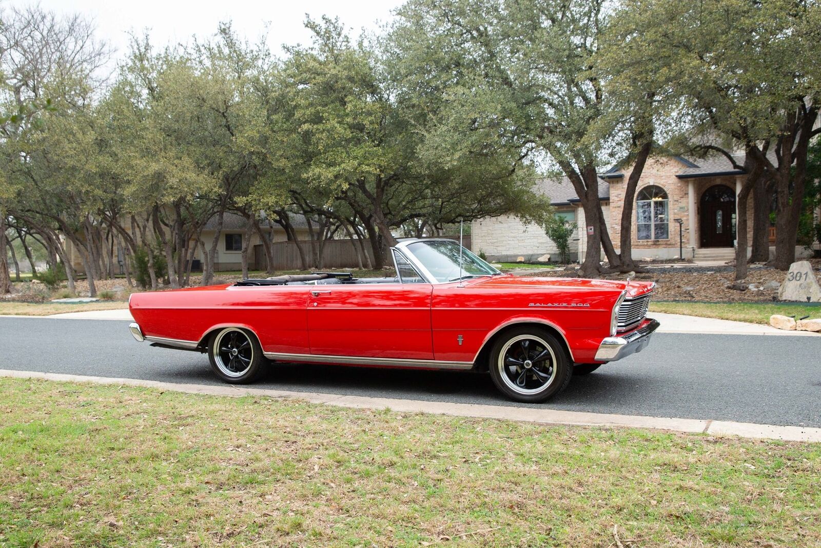 Ford-Galaxie-1965-Convertible-14