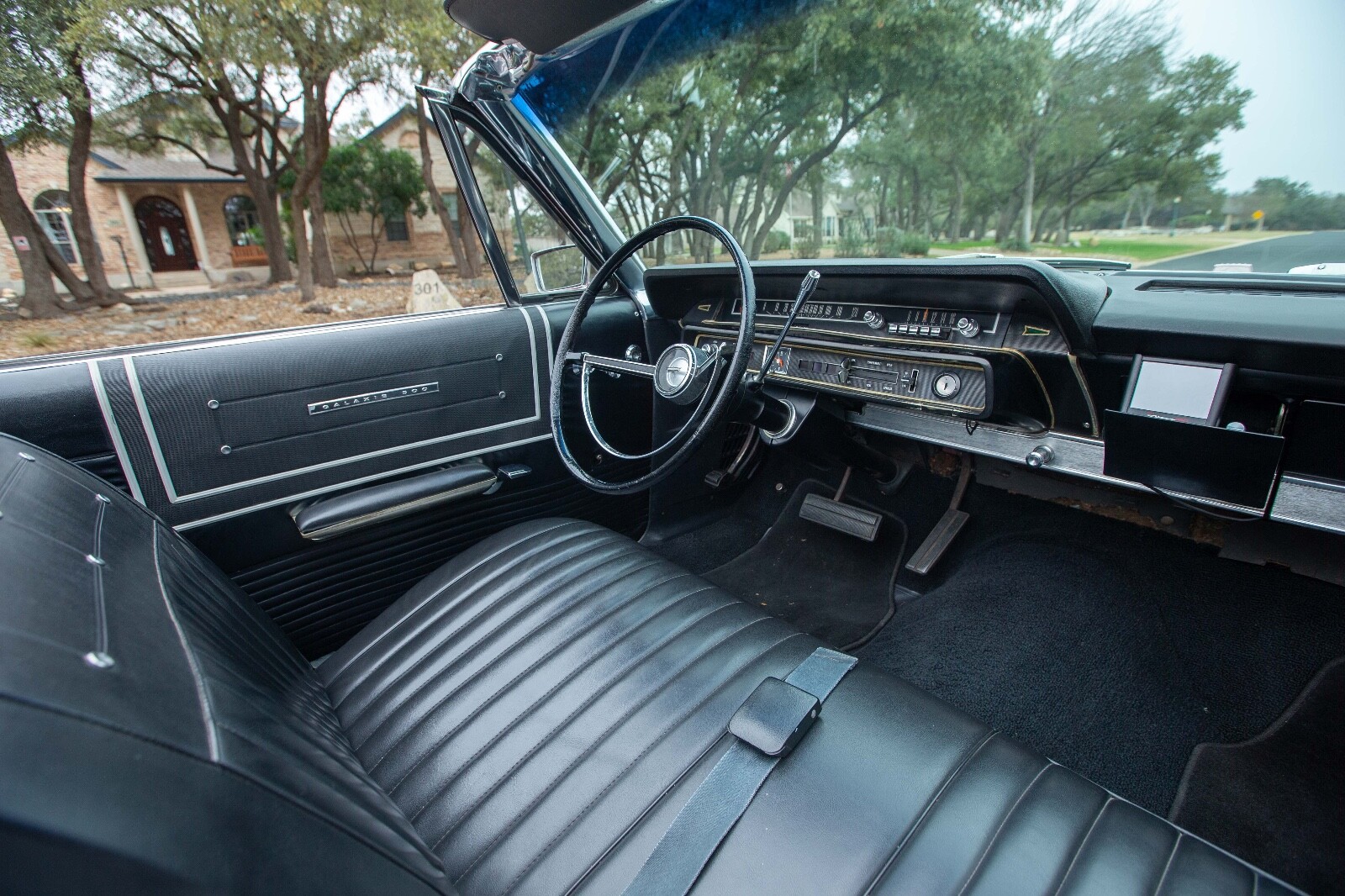 Ford-Galaxie-1965-Convertible-16