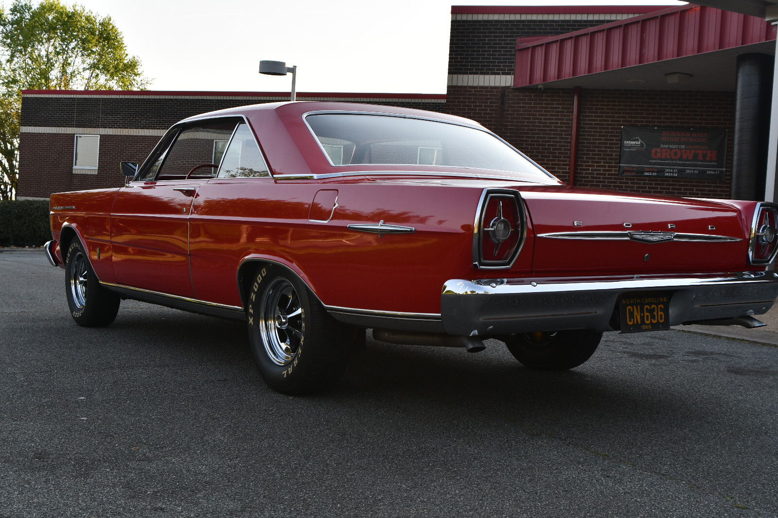Ford-Galaxie-1965-Coupe-17