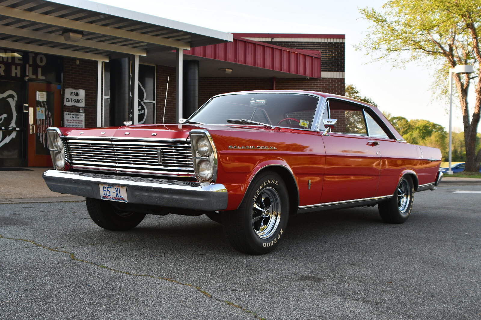 Ford-Galaxie-1965-Coupe-4