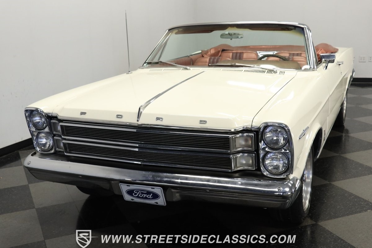 Ford-Galaxie-1966-Convertible-16