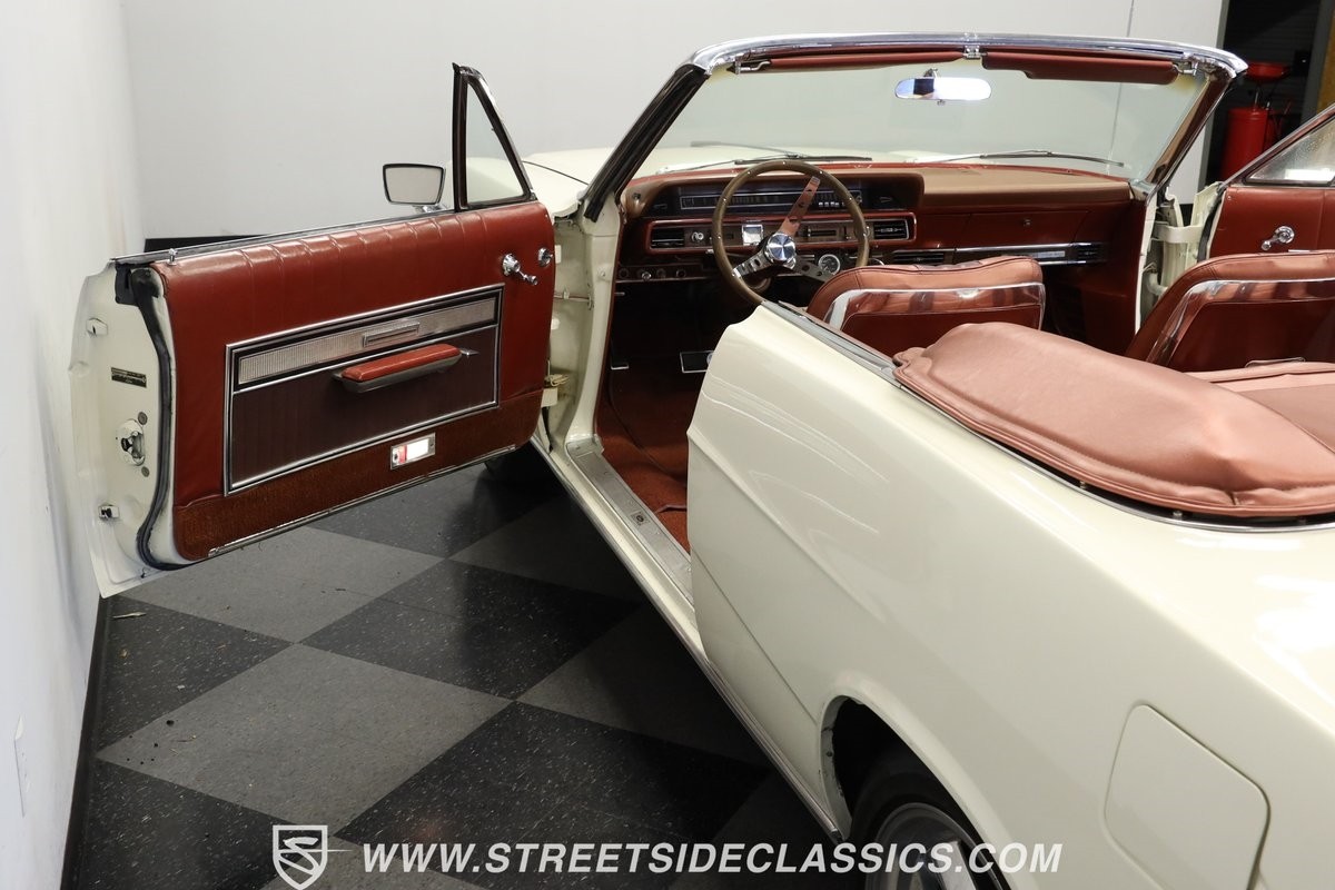 Ford-Galaxie-1966-Convertible-32