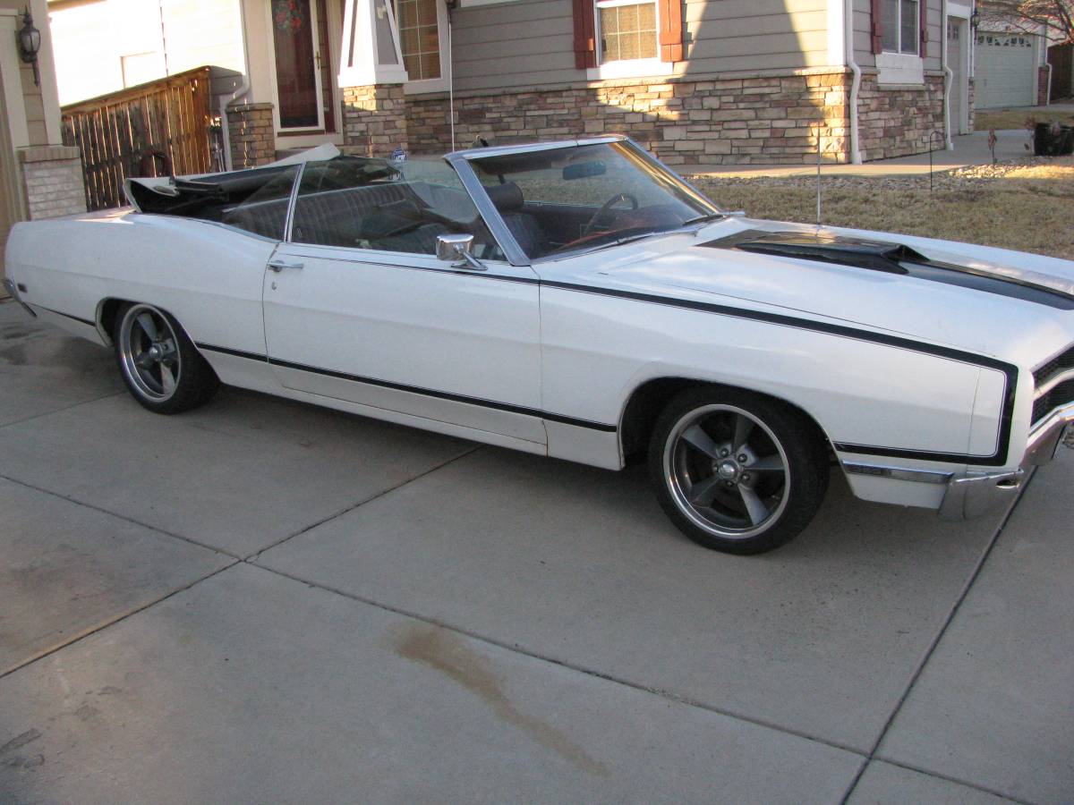 Ford-Galaxie-1969-12