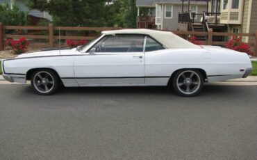 Ford-Galaxie-1969-15