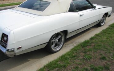 Ford-Galaxie-1969-18