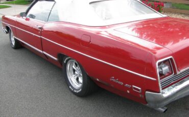 Ford-Galaxie-1969-2
