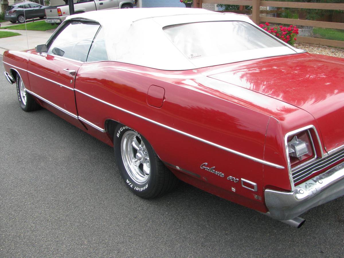 Ford-Galaxie-1969-2