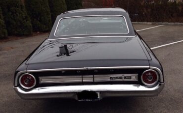 Ford-Galaxie-500-1964-2-door-sedan-18