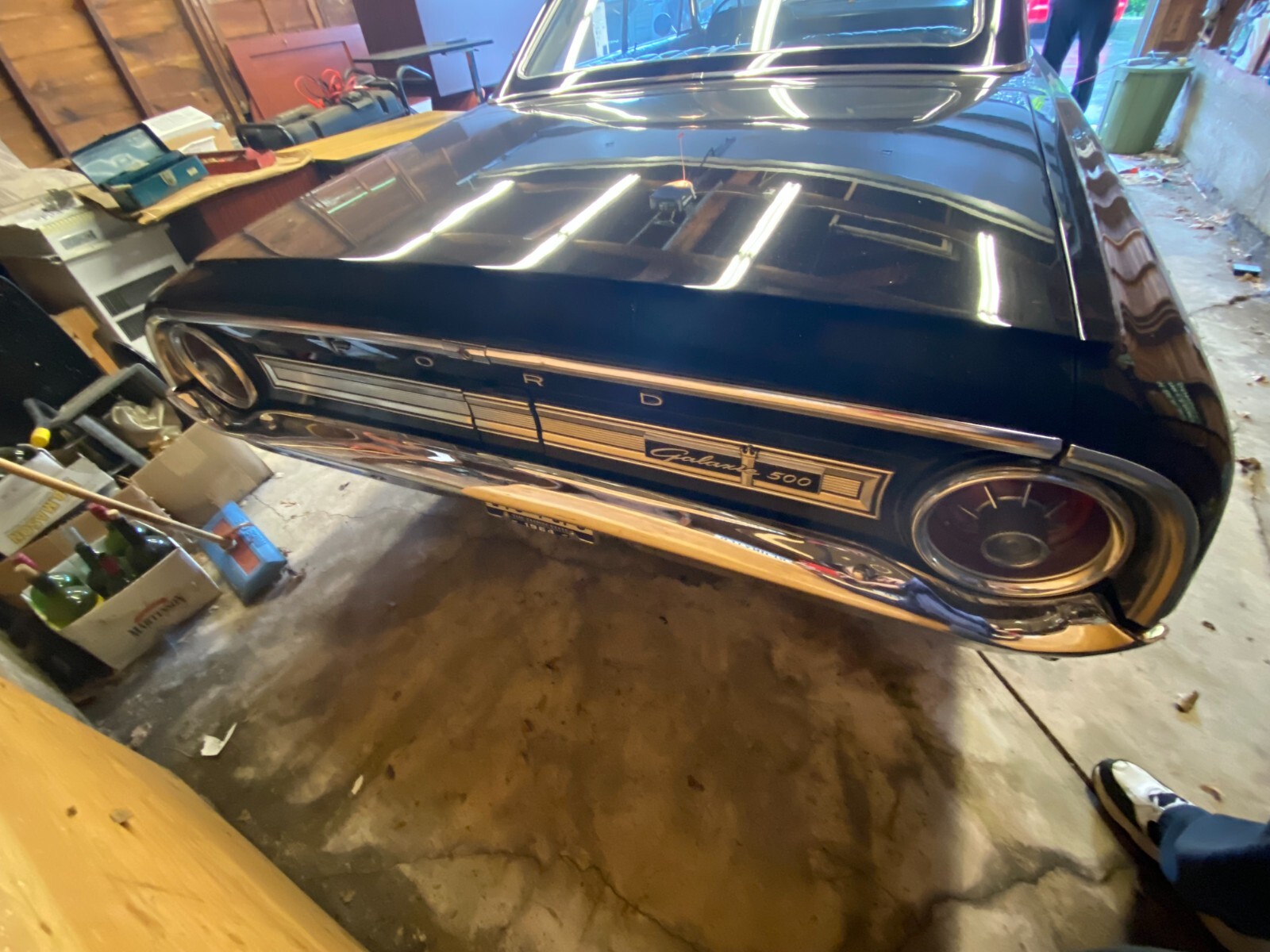Ford-Galaxie-500-1964-2-door-sedan-9