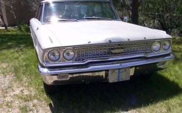 Ford-Galaxie-500-4-door-sedan-1963-silver-1