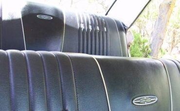 Ford-Galaxie-500-4-door-sedan-1963-silver-10