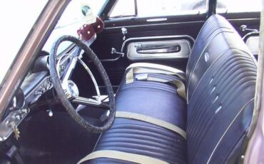 Ford-Galaxie-500-4-door-sedan-1963-silver-5