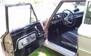 Ford-Galaxie-500-4-door-sedan-1963-silver-6
