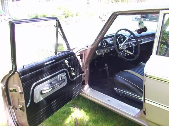 Ford-Galaxie-500-4-door-sedan-1963-silver-6