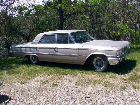 Ford Galaxie 500 4 door sedan  1963 silver