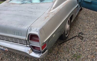 Ford Galaxie 500 fastback  1968 green