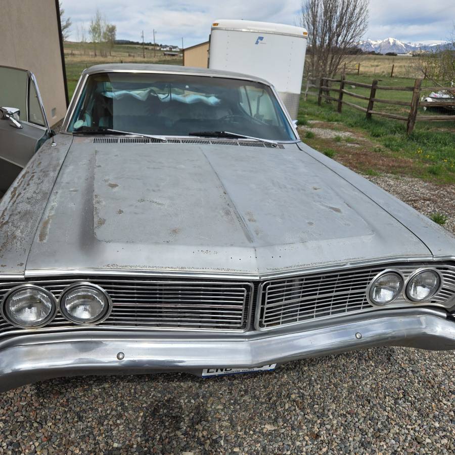 Ford-Galaxie-500-fastback-1968-green-7