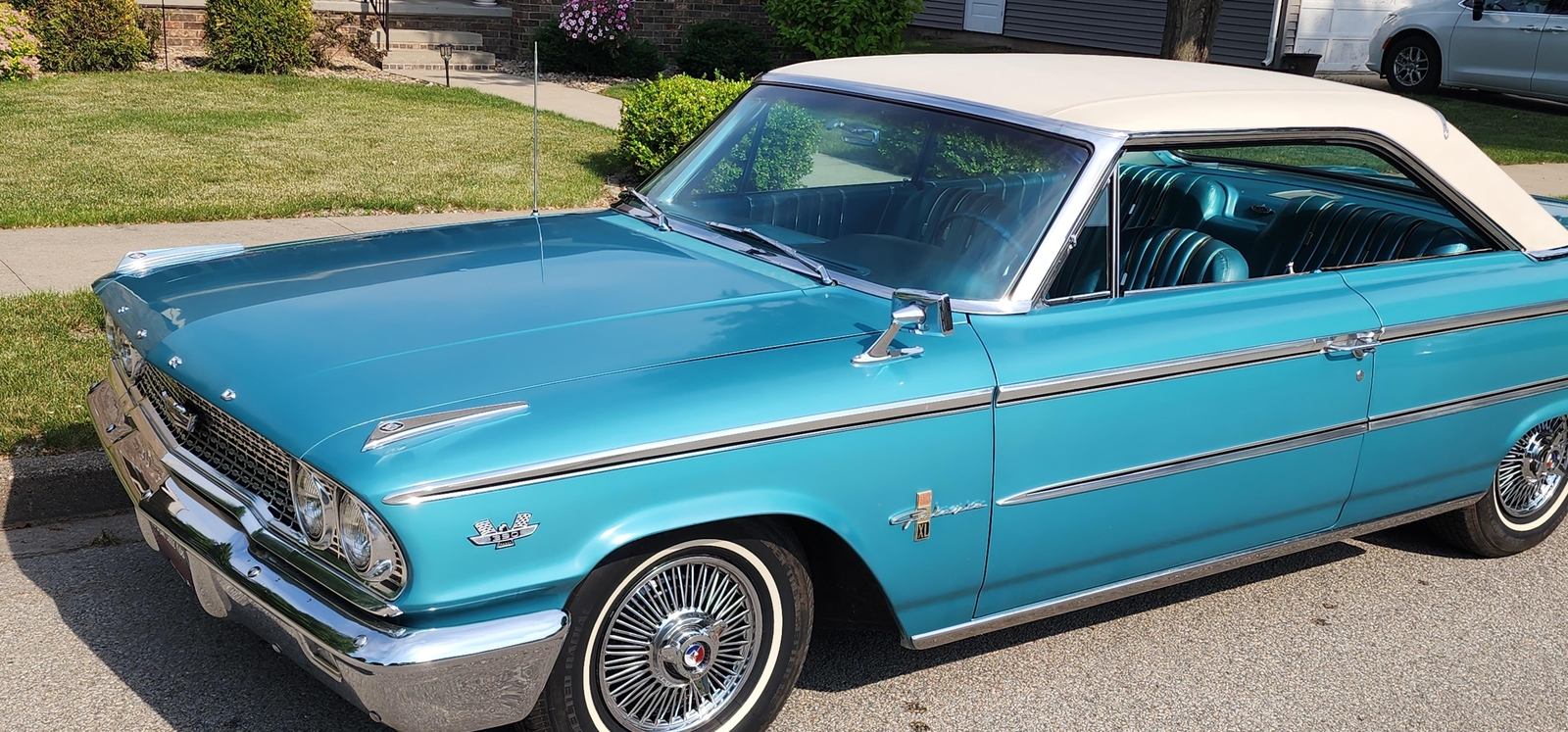 Ford-Galaxie-50xL-1963-2-dr-1