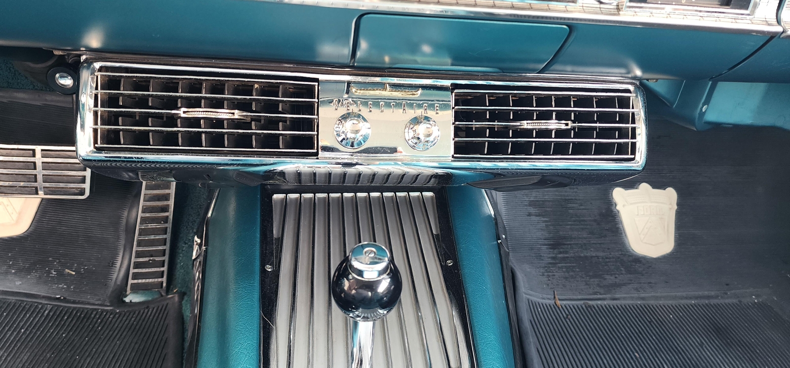 Ford-Galaxie-50xL-1963-2-dr-33