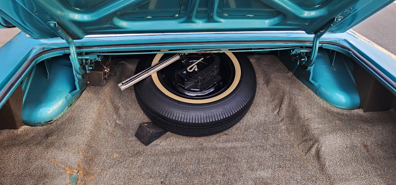 Ford-Galaxie-50xL-1963-2-dr-35