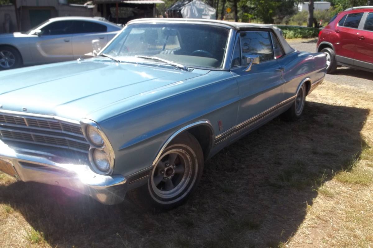Ford-Glaxie-500xl-1967-blue-18
