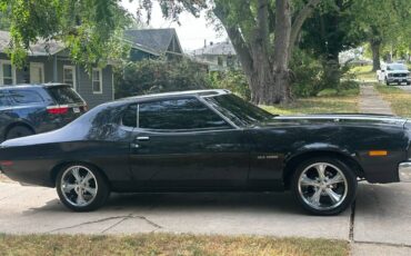 Ford-Gran-torino-1973-black-11