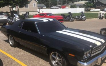 Ford-Gran-torino-1973-black-13