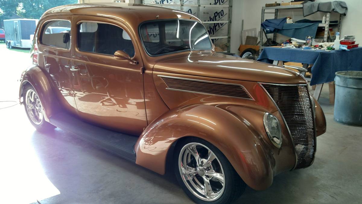 Ford Humpback  1937