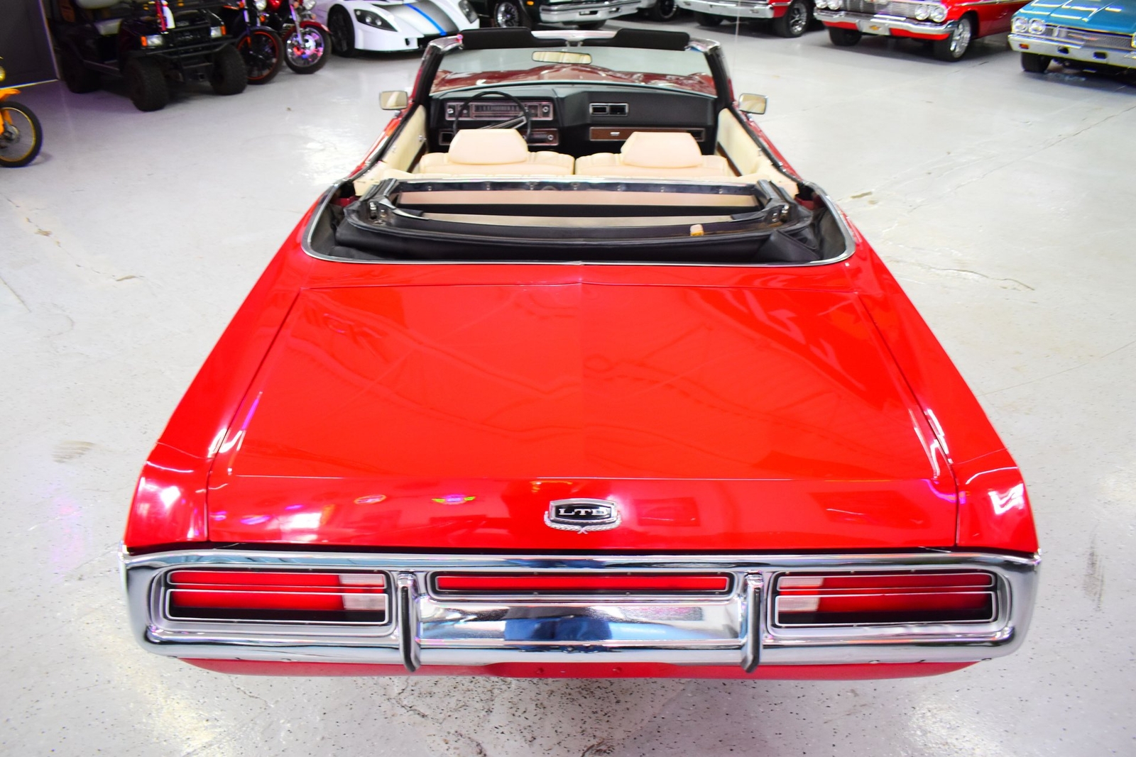Ford-LTD-1972-Convertible-14