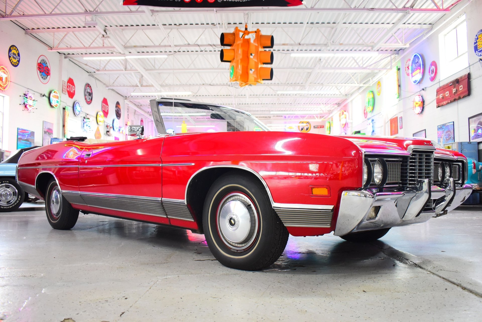 Ford-LTD-1972-Convertible-2