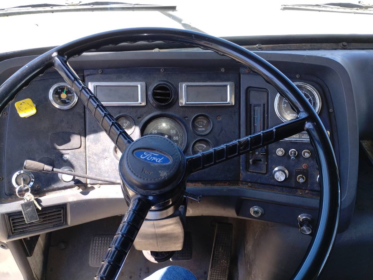 Ford-Ln7000-ln-series-diesel-1995-white-7