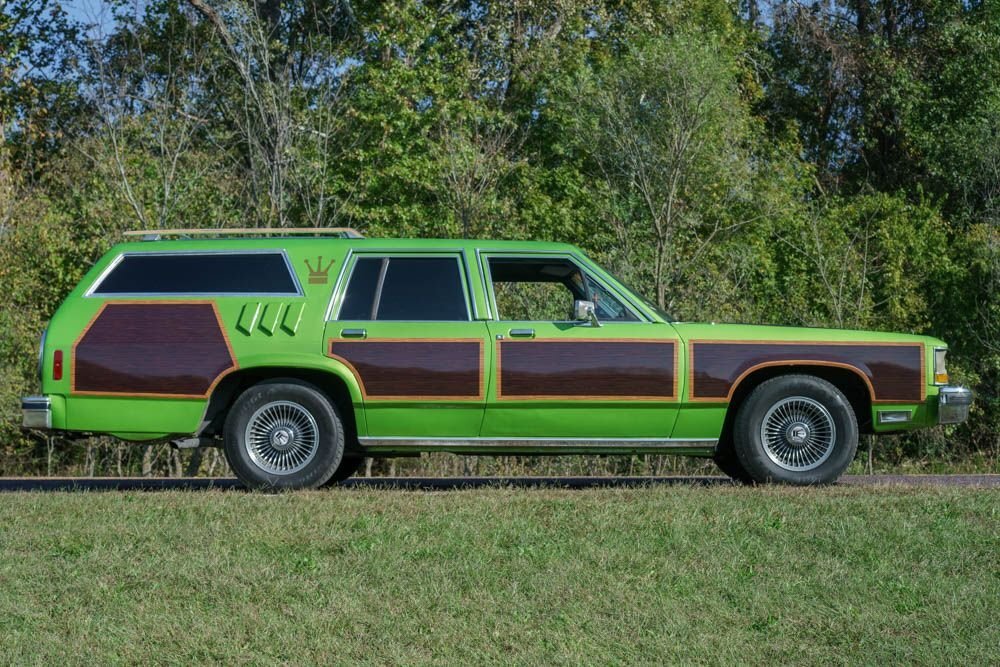 Ford-Ltd-Crown-Victoria-1987-Wagon-2
